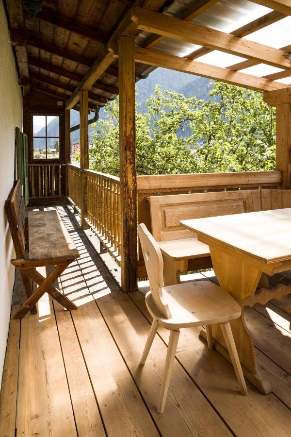 Hotel Chasa Chalavaina Müstair Exteriör bild